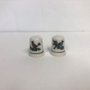 vtg white porcelain thimbles blue jay cardinal birds 1 in collectible grannycore